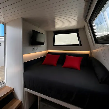 The Blue Boat Botel *